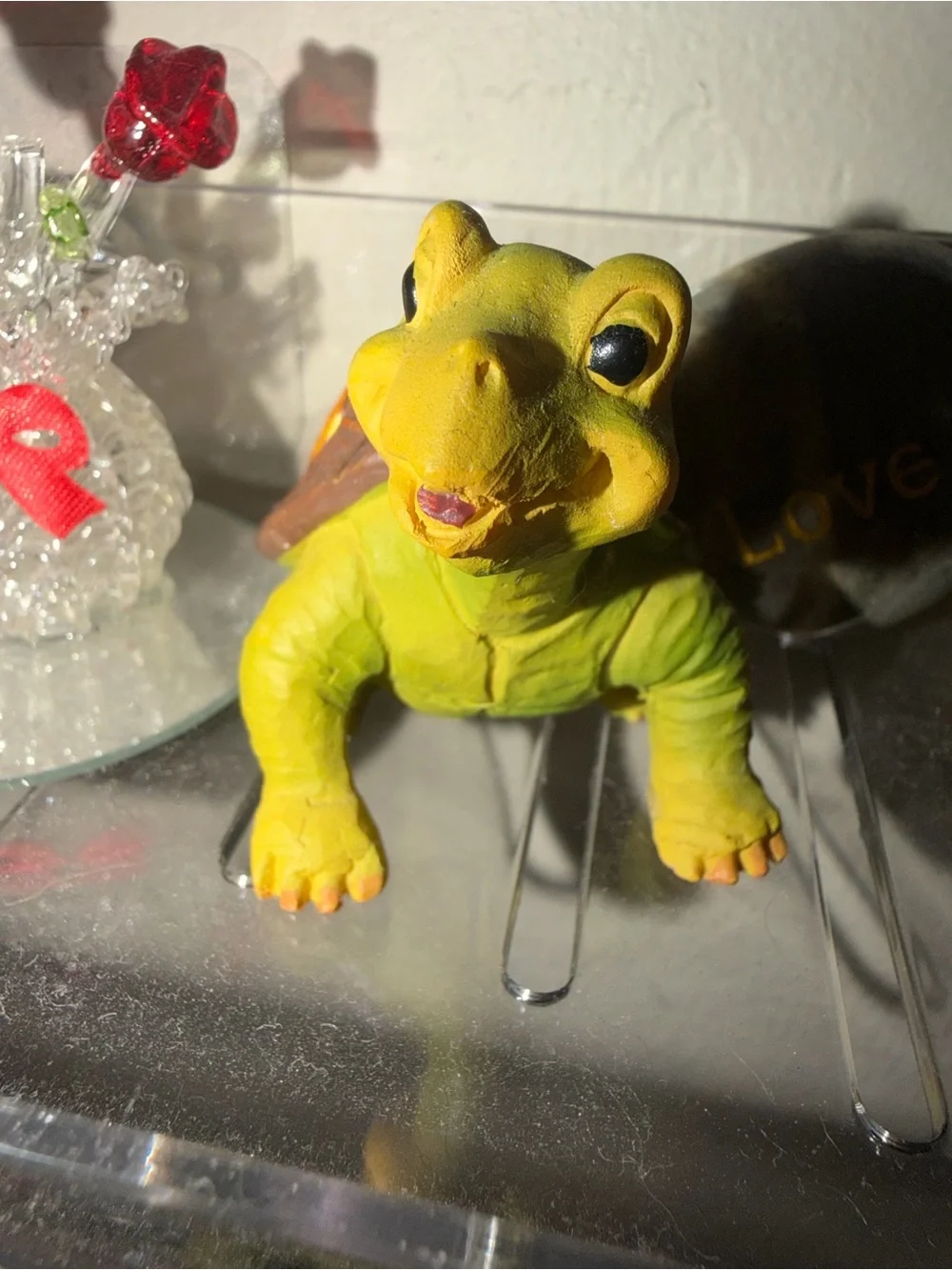 Green Turtle Reptile Figurine - Decorative Pet-Themed Accent